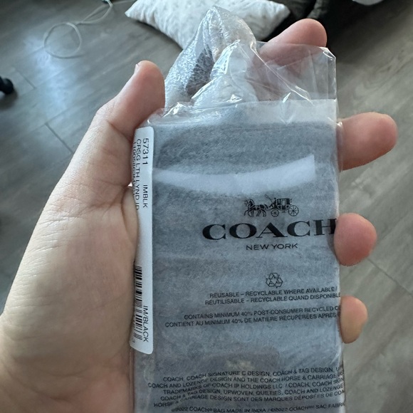 Coach Id Lanyard ( New ) - Picture 11 of 13